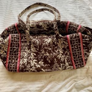 Vera Bradley Large Duffle with small pouch